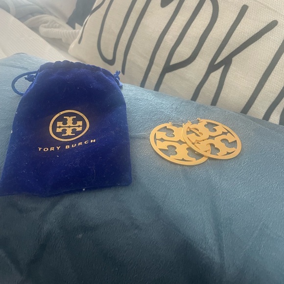 Tory Burch Earrings - Picture 4 of 4